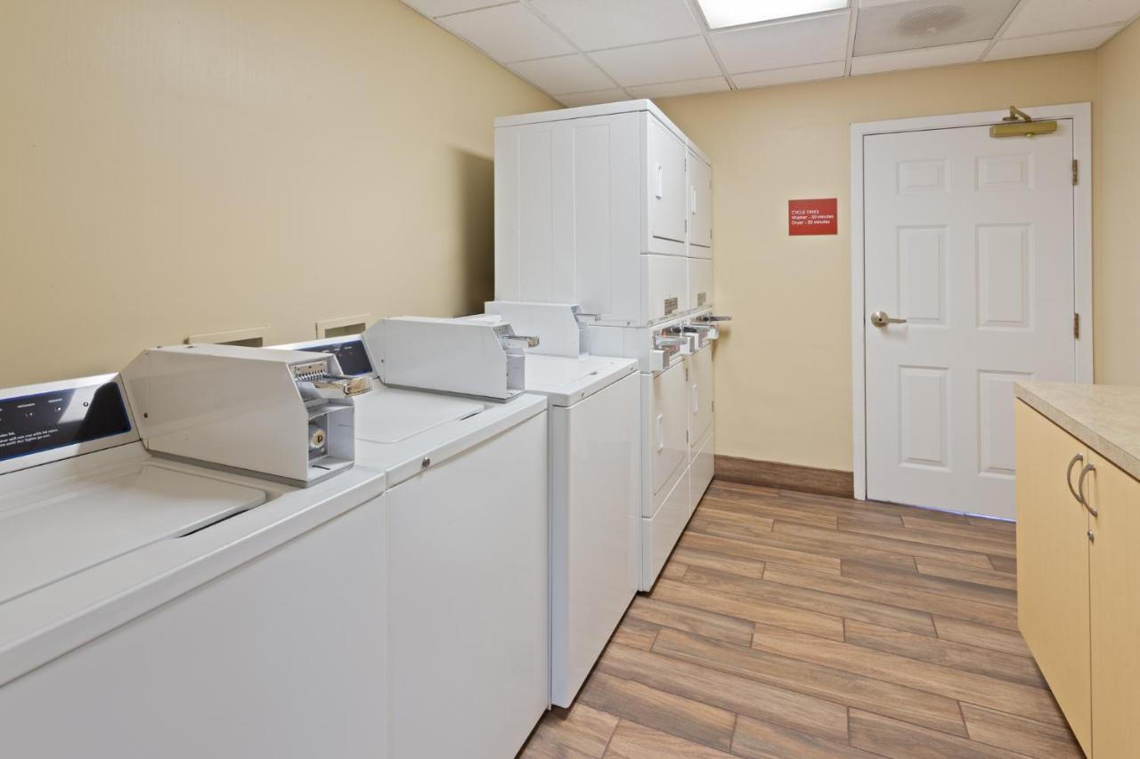 Towneplace Suites By Marriott St. Petersburg Clearwater Exterior foto