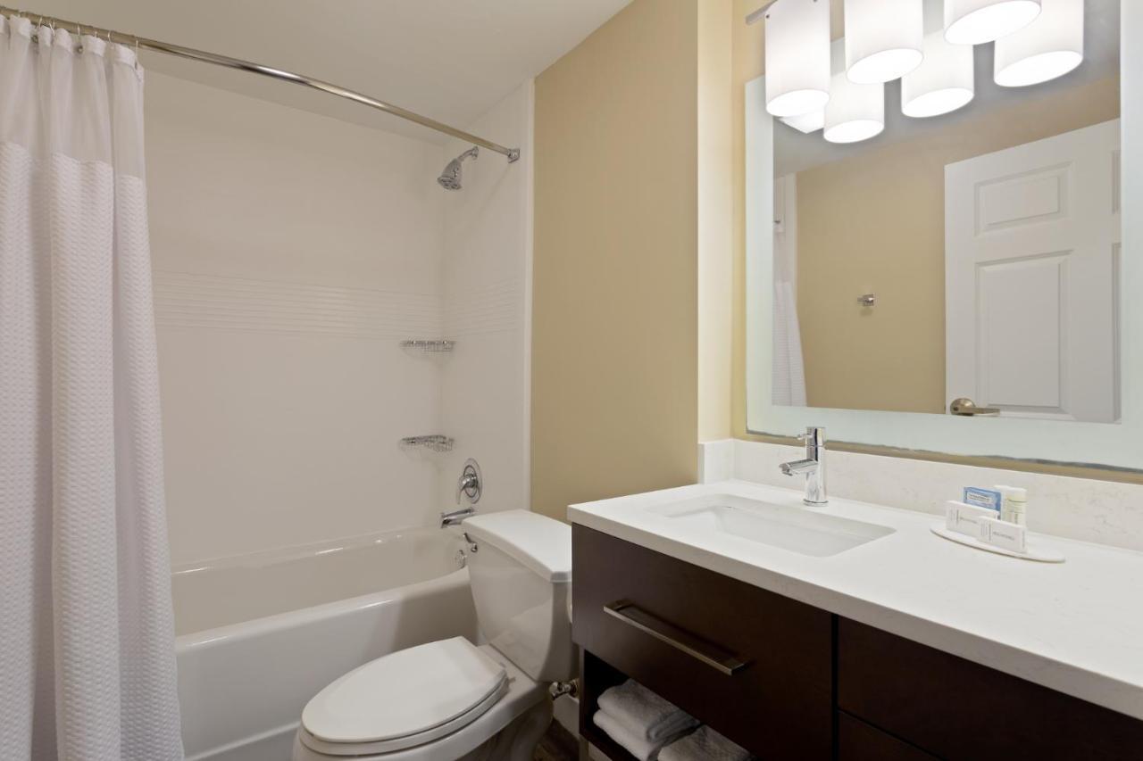 Towneplace Suites By Marriott St. Petersburg Clearwater Exterior foto