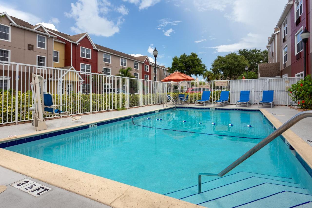 Towneplace Suites By Marriott St. Petersburg Clearwater Exterior foto